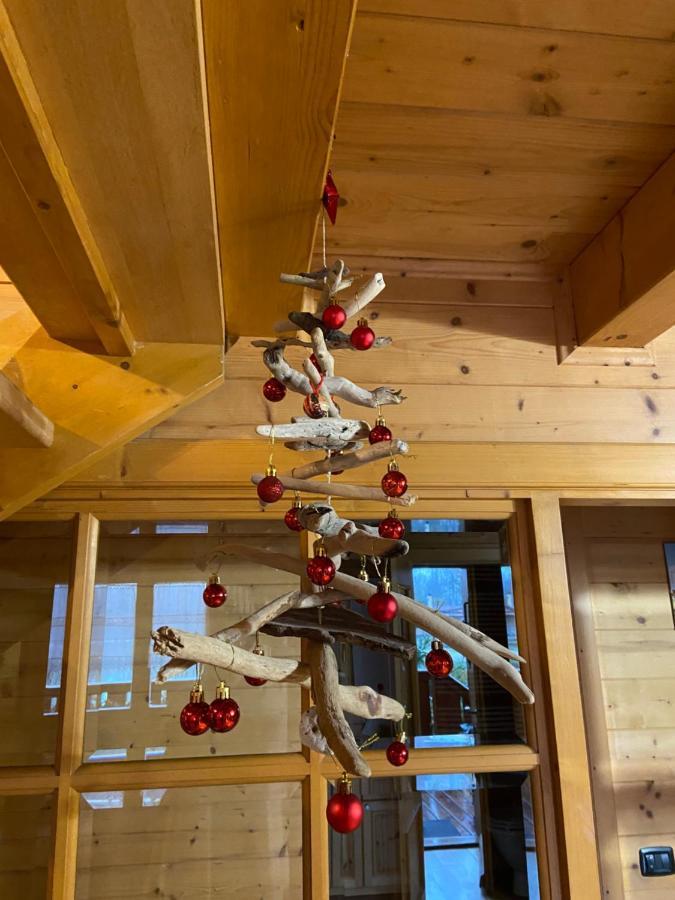 Chalet B&B Laghetti Martina Crevalcore エクステリア 写真
