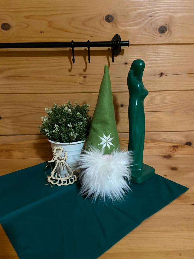 Chalet B&B Laghetti Martina Crevalcore エクステリア 写真